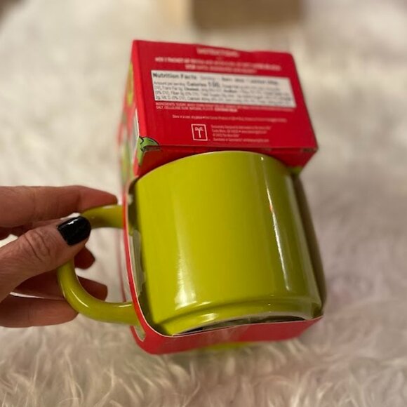 Grinch Hot Cocoa Mug from The Grinch That Stole Christmas!  NWT - Picture 4 of 6